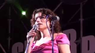 preview picture of video 'Roberta Gambarini - Lush Life (2010 Taichung Jazz Festival)'