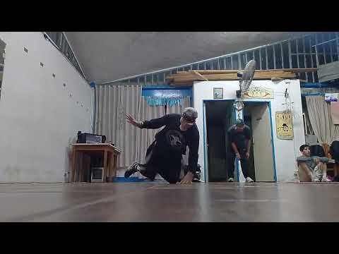 B boy Jaz,58 años ,ovni Squad crew, Berazategui, Buenos Aires, Argentina,2026 