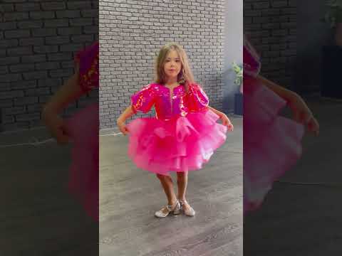 The pink dress Cezara Timofti