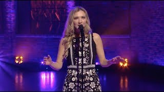 Sarah Darling Performs &quot;Where Cowboys Ride&quot; | Huckabee