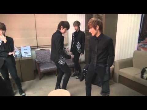 120322 BOYFRIEND @Nine Entertain Awards in Bangkok