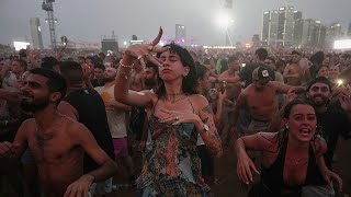 Überlebende gedenken der Opfer des Hamas-Angriffs beim Nova Festival