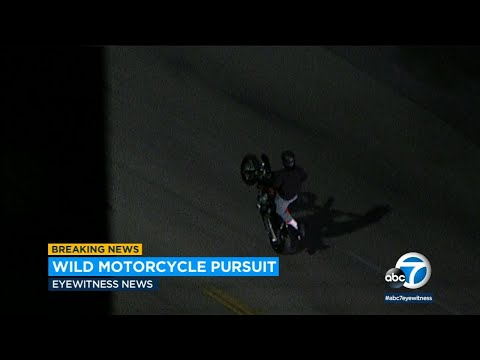 Dirt bike flees police in wild chase through Hollywood