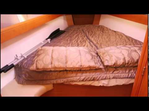 Jeanneau 421 Deck Saloon "The White Pearl" For Sale - Performance Boating Sales