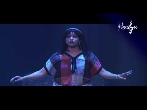 HUMOURAJI 2017 - Hanane Amjad (Ramadan) | (تقليد أصوت المغنيين - حنان أمجد (عرض فكاهي