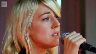 Ljuvliga Veronica Maggio uppträder live med låten Sergels torg