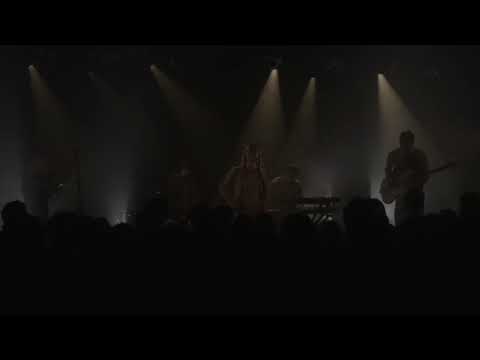 Camille Jansen - Louise (live at la maroquinerie, paris)