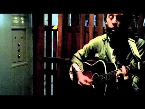 Sanders Bohlke - Wolves (live in loft)