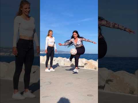 2 freestyle girls one goal ⚽️⚽️🔥🔥 #aguska #girlpower #soccergirl #football #soccer #dance #apfree