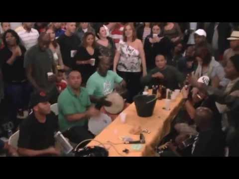 TIA DOCA "Ouvindo e cantando samba no acústico"  PH Registrou em 27/07/2013 00296