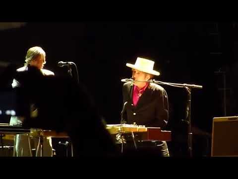 Bob Dylan Gonna Change My Way Of Thinking 17 April 2011 Blues 'n' Roots Festival Fremantl, AU