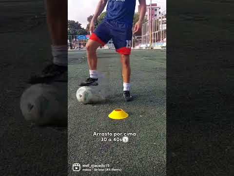 EXERCÍCIOS PARA MELHORAR CONTROLE DE BOLA #futebol #shorts