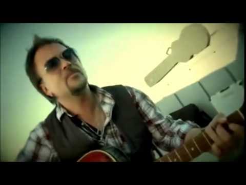 Gibonni - Cinim Pravu Stvar @ MTV Express (Unplugged)