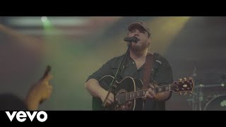 Luke Combs - She Got The Best Of Me video