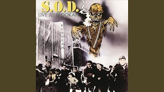 Speak English Or Die! (Live)