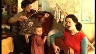 #45 This is the kit - We need our knees (Acoustic Session)