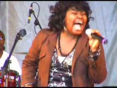 Ruth brown sings i am changing in 2007 -at the Lambeth Country Show in Brixton, London, UK