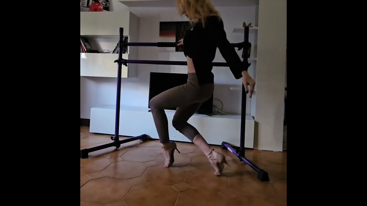 Francesca Aracri - Daily routine tango technique #bailar #tango #dancer #woman #tangoargentino