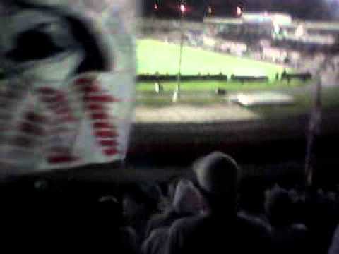 Paraná Clube x Criciúma (no meio da maior) em 18/10/2011