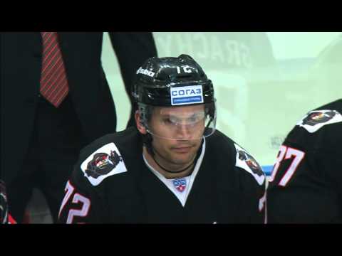 Niklas Bergfros scores 2 on his second Amur game