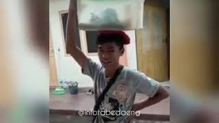 Download lagu Unik cara jualan nasi kuning ini.. mp3 Download lagu Unik cara jualan nasi kuning ini.. mp3