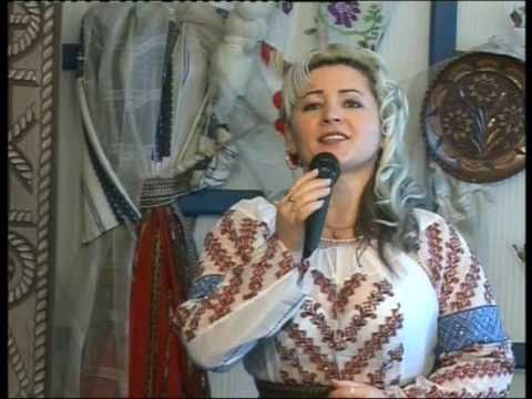 Elena Grama - Pentru bani omul alearga