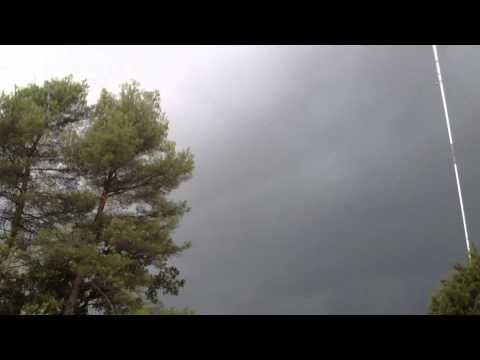 orage violent, impact de foudre très proche 200m