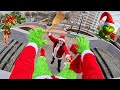 GRINCH Vs ANGRY MOM Parkour Pov Funny