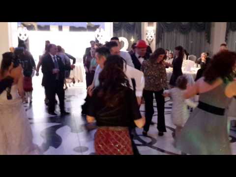 PIZZICA E DIVERTIMENTO AL MATRIMONIO - PLAZA VASTO - CANTANTE ANIMATORE DEEJAY FRANCESCO BARATTUCCI