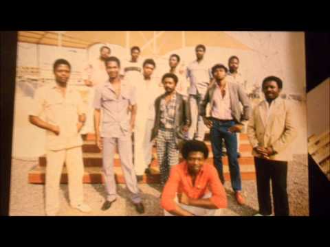 Les Vétérans - Marie Loulou (Traditions vol 4 - Ebobolo Fia 1986)