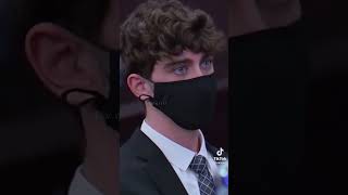 لحظات انهيار وبكاء كاميرون هيرين عند سماع24سنه