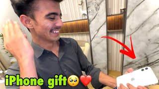 Download lagu Abdullah ko iPhone gift kardiya😍 | dream poora hogaya or kia dance Kia hai😂🥺 mp3 Download lagu Abdullah ko iPhone gift kardiya😍 | dream poora hogaya or kia dance Kia hai😂🥺 mp3