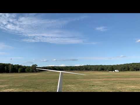 ASW20 glider low pass / finish @ Malden zomerwedstrijden