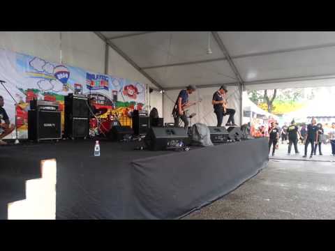 Dead Eyes Glow - Confession Live at Malaysia Distro Fest 2014
