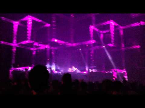 Davoodi vs Bestien @ Reverze 2014 (2)