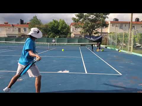 Forehand practice with Former D1 and HS varsity player 🎾 #tennisforehand #tennisfootwork #Caribbean