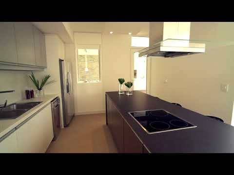 Video de YouTube - Casa en Venta de 5 dormitorios con Piscina y Garage en Playa Mansa, Maldonado