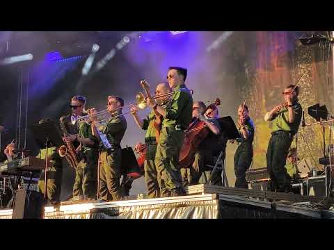 Varusmiessoittokunnan Show Band - Ei Eerika pääse taivaaseen. MILjazz 2024, Tampere