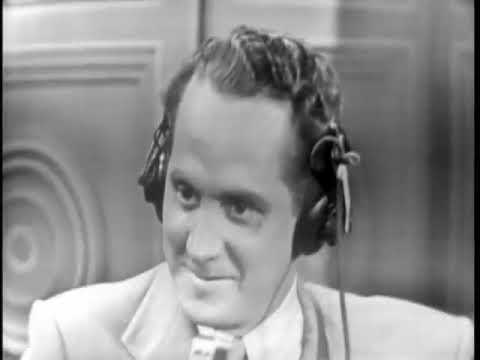 Les Paul , Mary Ford demonstrate multi-tracking February 1953 on TV