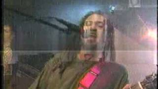 Resorte - Opina o muere