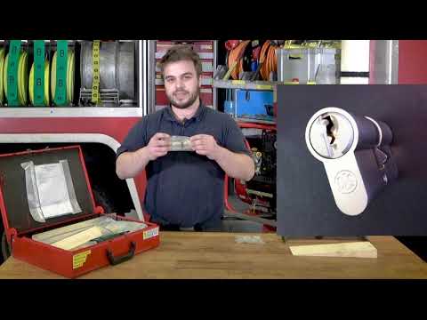 Online Dienstbetrieb - Rüstlöschfahrzeug Ausrüstung: Sortimo Koffer