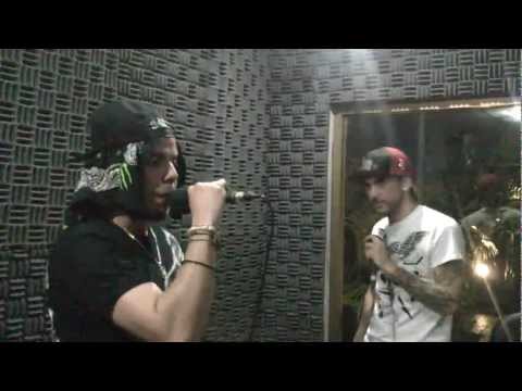 Simpson Ahuevo -  En Vivo en Rima y Razón