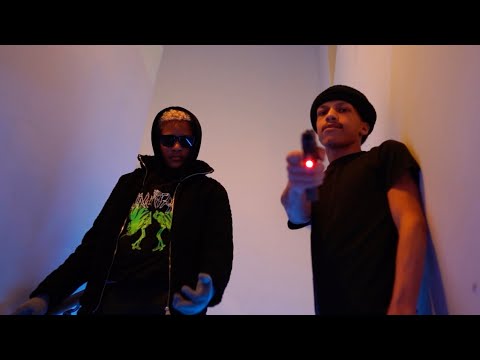Snow Banks ft. Iayze - Walk In Dis (Official Video)