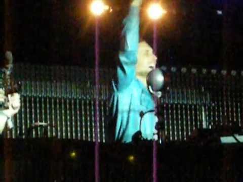 Jack Back feat. David Guetta, Nicky Romero & Sia-Wild One Two (EDC Las Vegas 2012)