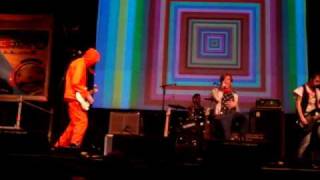 Robot Zonda - Muerto (3er Festival de Ciudad Emergente, Buenos Aires 2010)