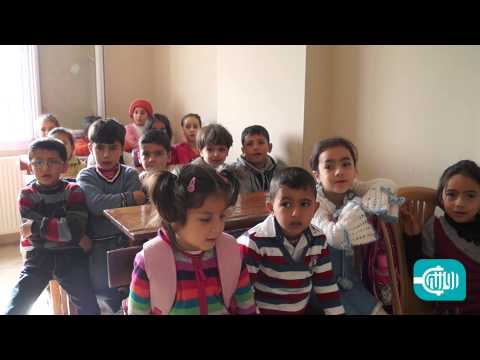 أطفال يتعلمون من جديد في تركيا