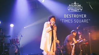 Destroyer | “Times Square” | Pitchfork Music Festival Paris 2015 | PitchforkTV