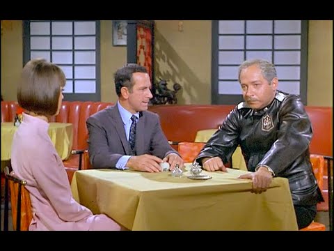 Max and Siegrfried Compete for Loyalties of Kid Genius - Get Smart - 1967