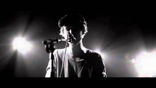 OSCAR &amp; THE WOLF -&quot;Moonshine&quot; live@Pias Nites-