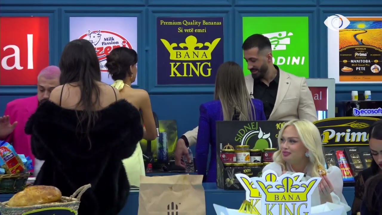 “Ty të këndon Gjesti”/ Jozi ngacmon Gertën, Rizarta: Mirë do ishte të na këndonte natën, por…